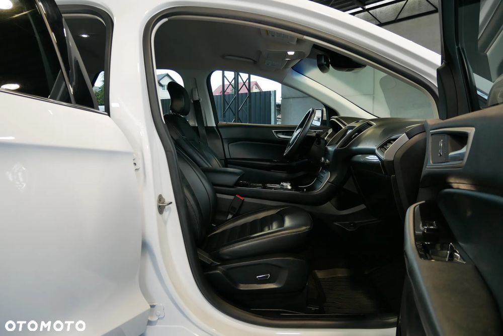 Ford Edge - 9