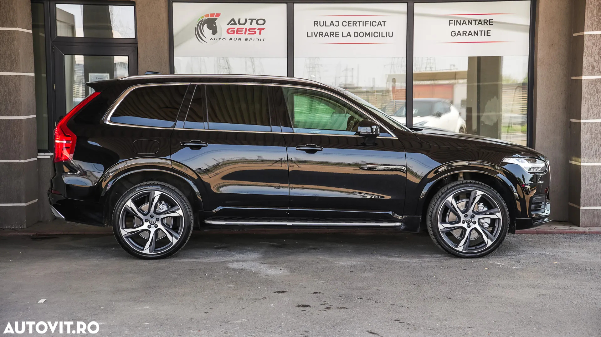 Volvo XC 90 T8 AWD Twin Engine Geartronic Momentum - 5
