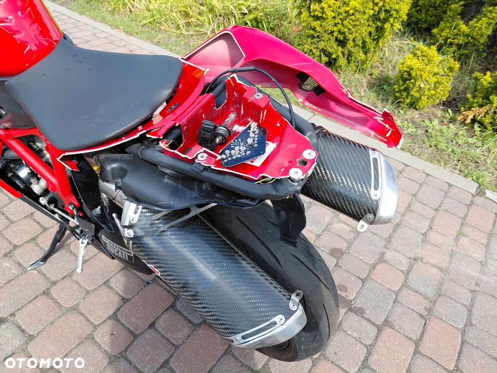 Ducati 848 - 13