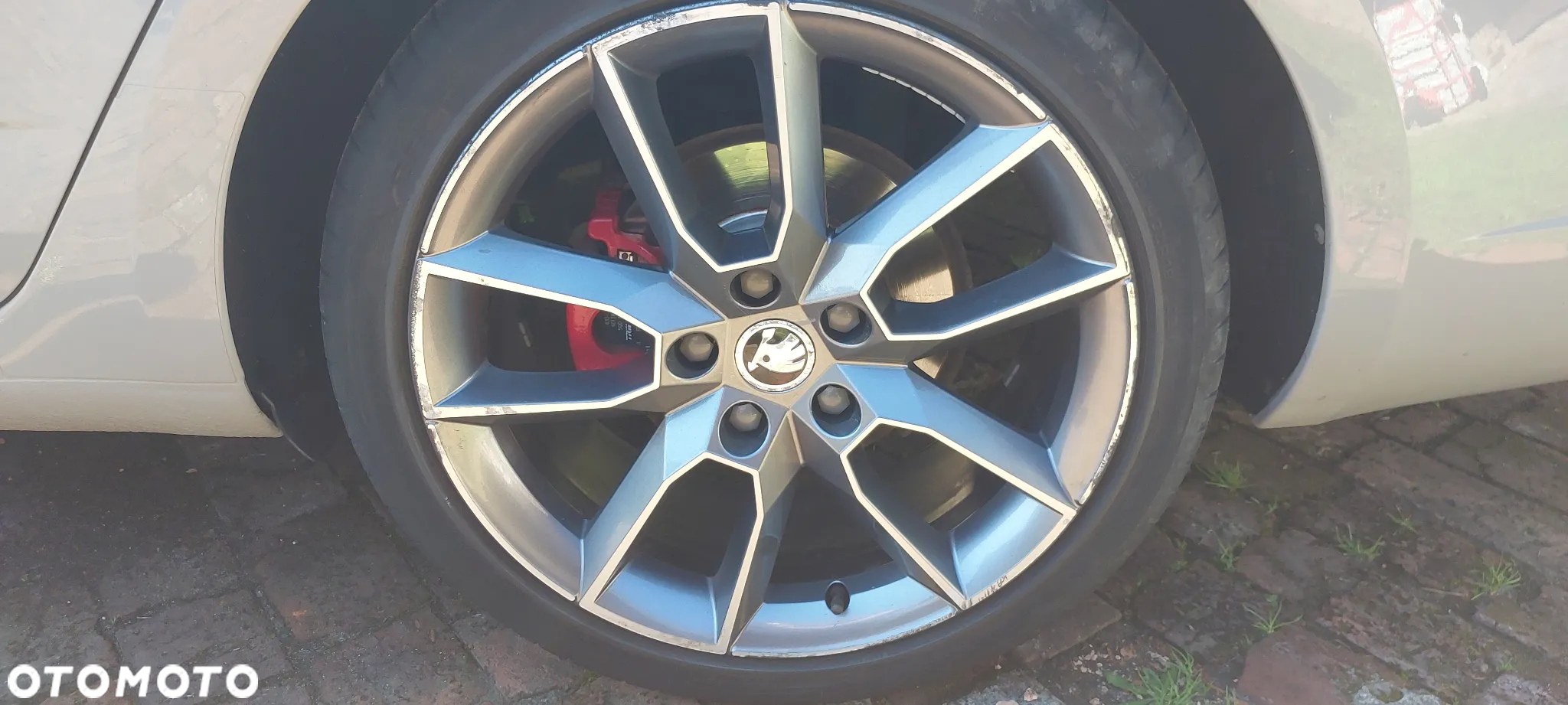 Skoda Octavia 2.0 TDI RS DSG - 6