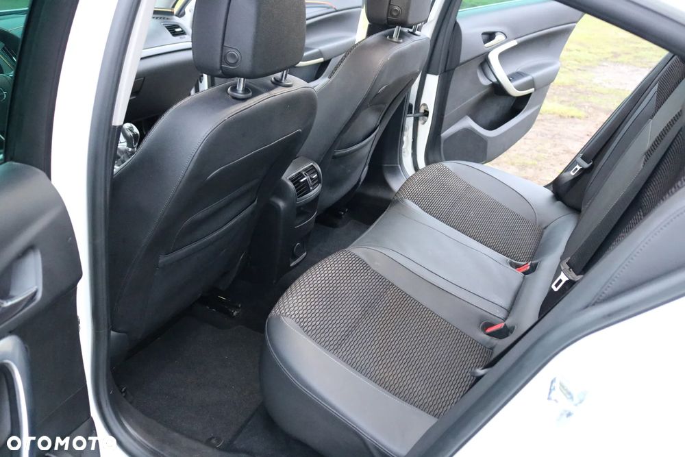 Opel Insignia 2.0 CDTI EcoFLEX Start/Stop Edition - 18