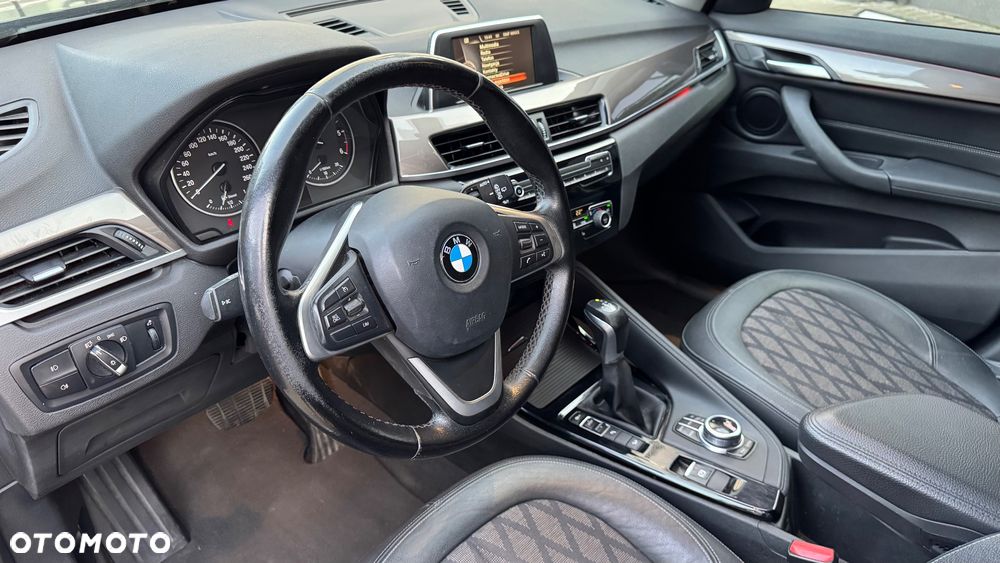 BMW X1 sDrive18d - 13