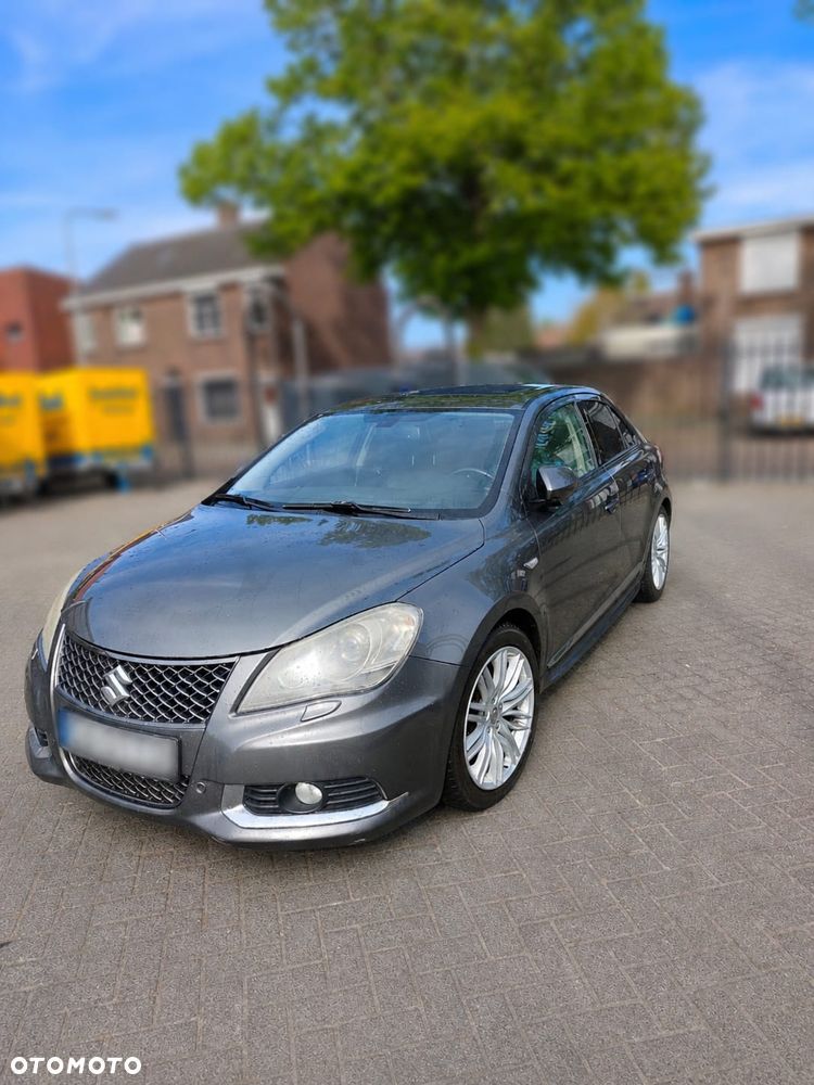Suzuki Kizashi 2.4 Sport 4WD CVT - 6