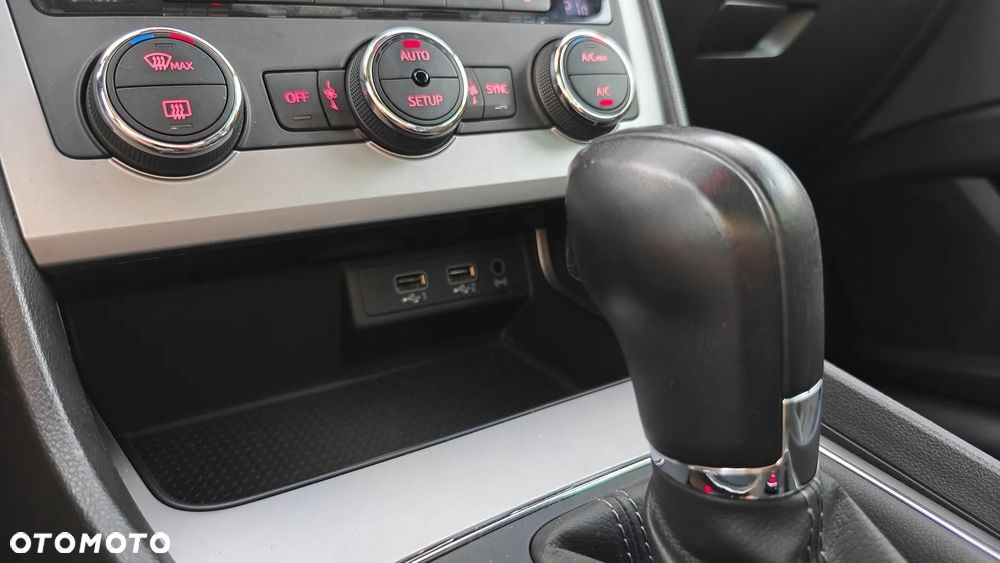 Seat Leon 2.0 TDI DPF Start&Stop DSG Style - 31