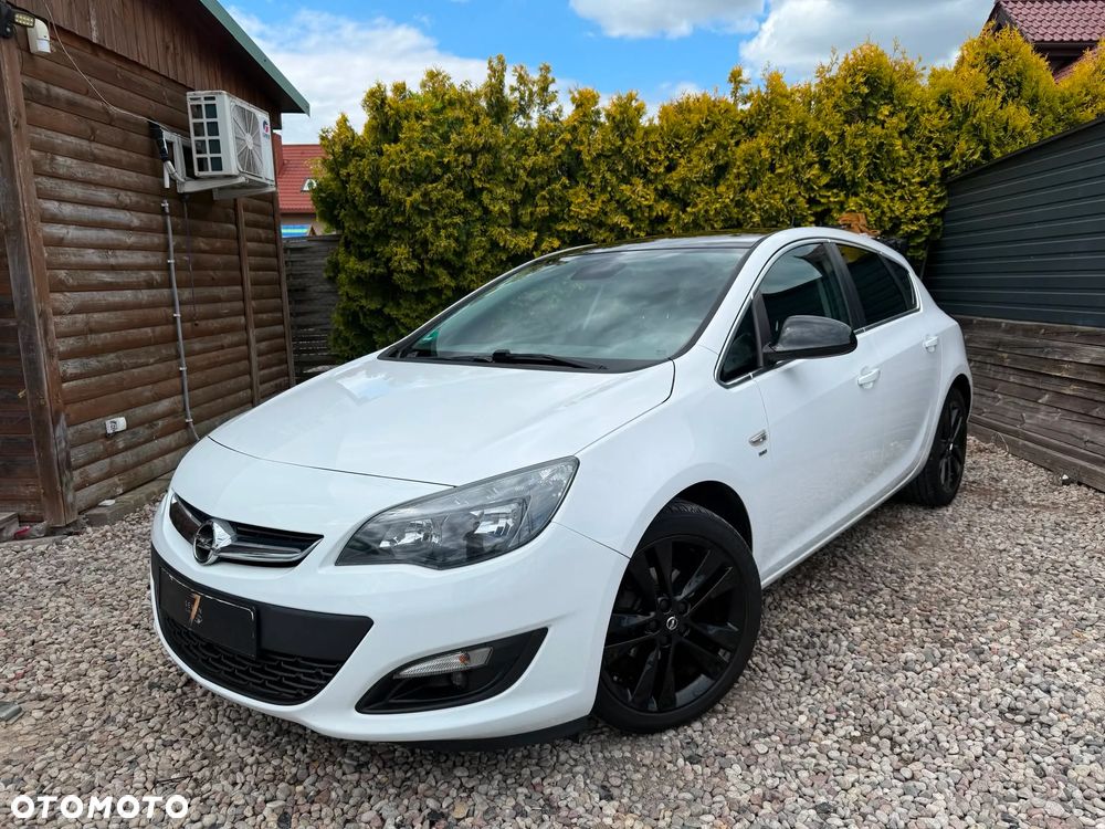 Opel Astra 1.4 Turbo Color Edition - 1