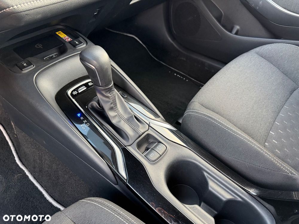Toyota Corolla 2.0 Hybrid Comfort - 15