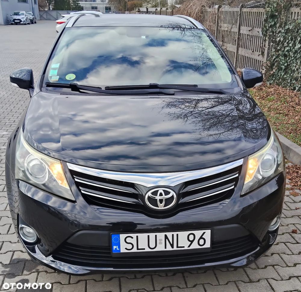 Toyota Avensis 2.0 D-4D Comfort - 9