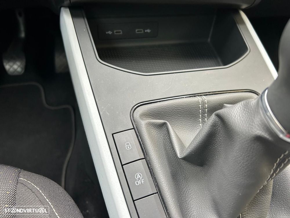 SEAT Arona 1.0 TSI Xcellence - 38