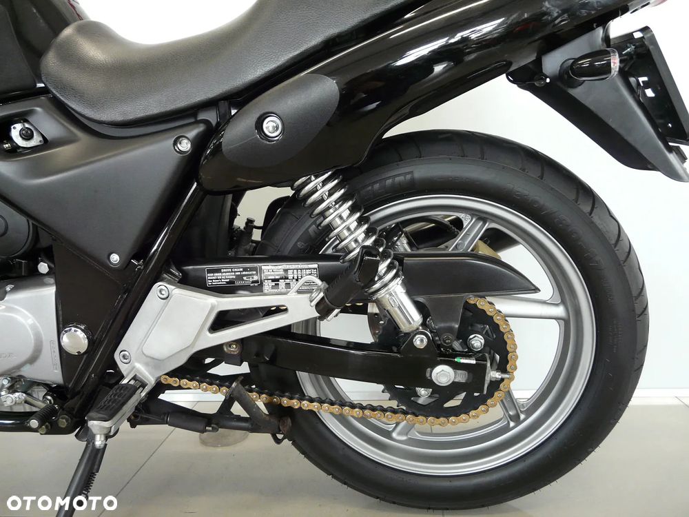 Honda CB - 8