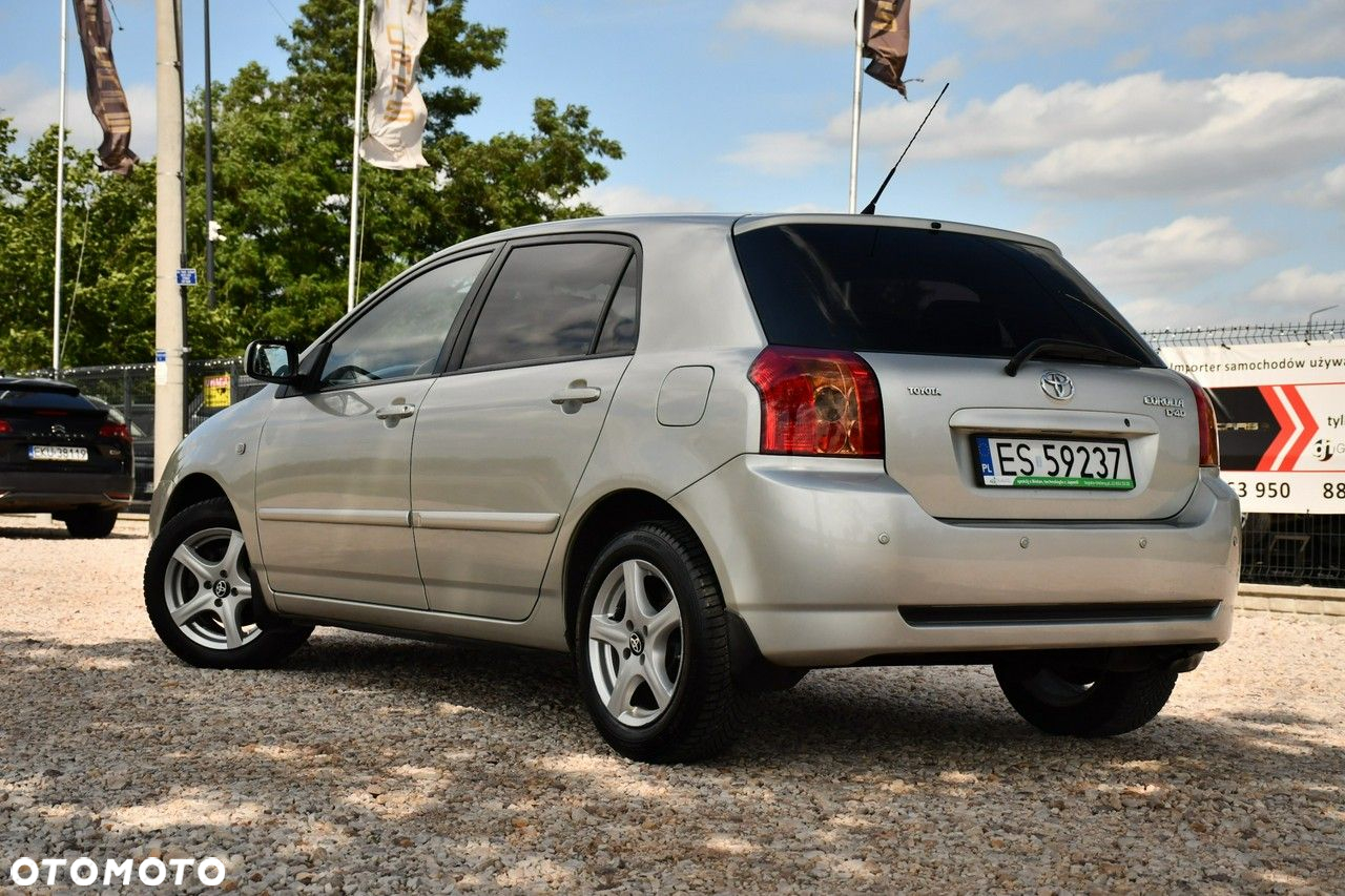 Toyota Corolla - 19