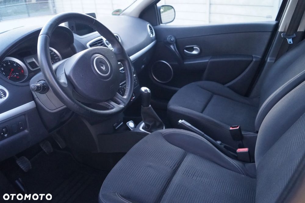 Renault Clio 1.2 16V 75 nightDay - 20