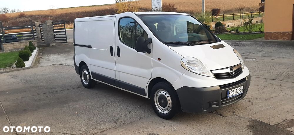 Opel Vivaro - 28