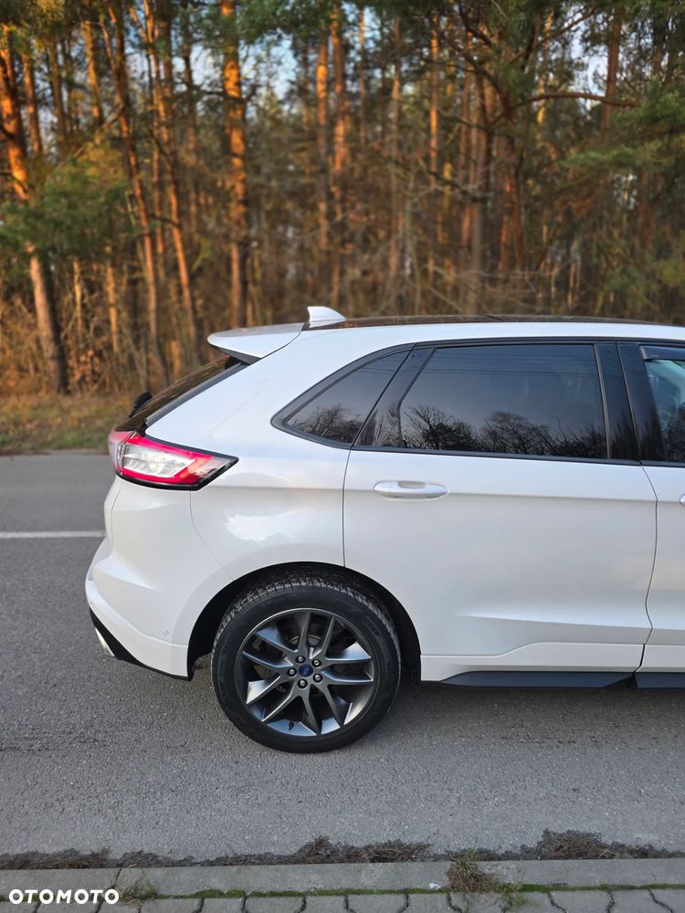 Ford Edge 2.0 TDCi Bi-Turbo 4x4 ST-LINE - 14