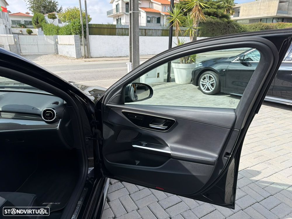 Mercedes-Benz C 300 d AMG Line - 38