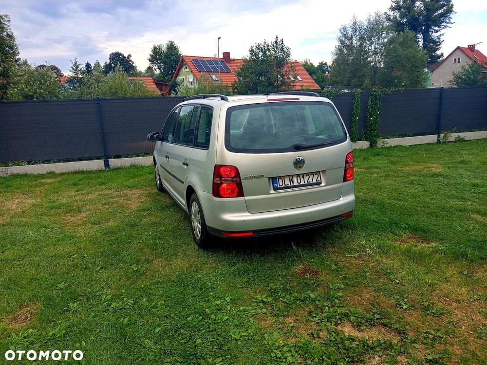 Volkswagen Touran 1.9 TDI DPF Blue Motion Conceptline - 13