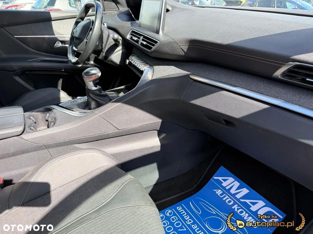 Peugeot 3008 - 18