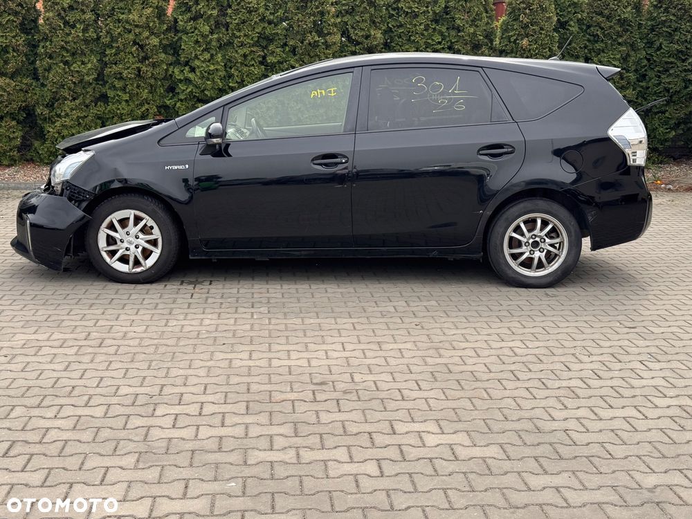 Toyota Prius+ (Hybrid) - 10