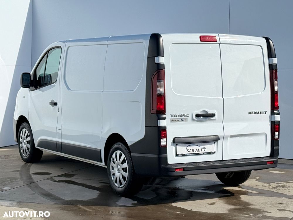 Renault Trafic Grand Combi Life - 17