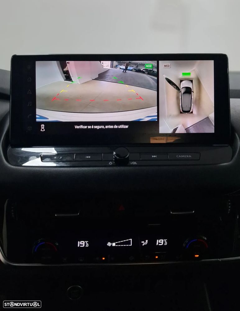 Nissan Qashqai 1.3 DIG-T N-Connecta LED+SKY Xtronic - 11