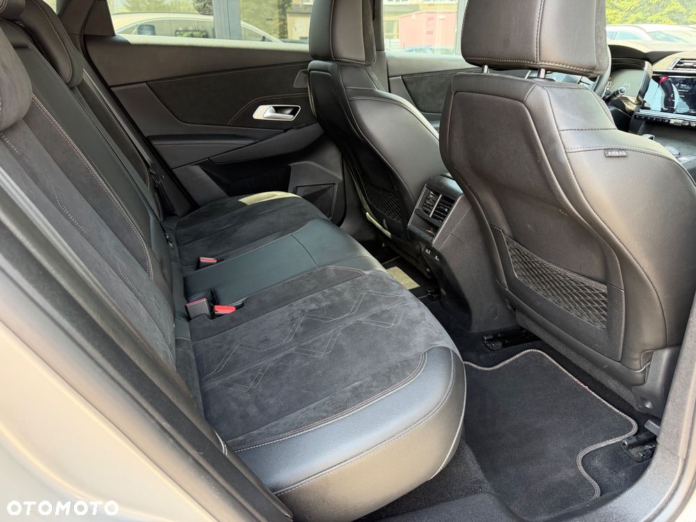 DS Automobiles DS 7 Crossback 1.6 PureTech Performance Line + - 24