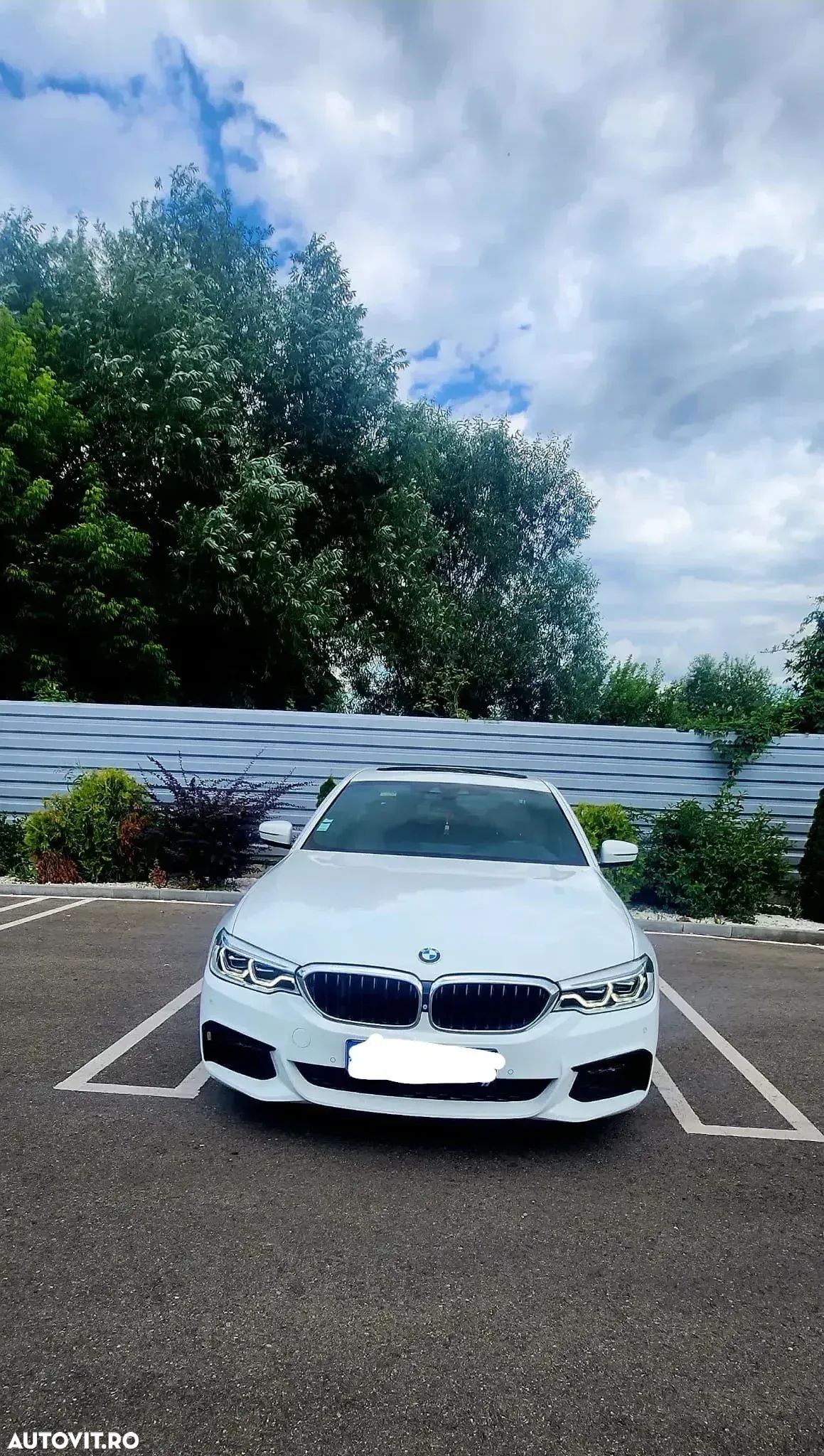 BMW Seria 5 520d Aut. Sport Line - 1