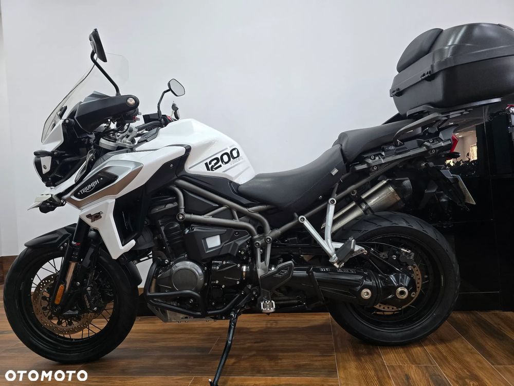 Triumph Tiger - 8