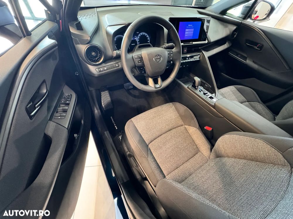 TOYOTA C-HR 2026 — imagine 24