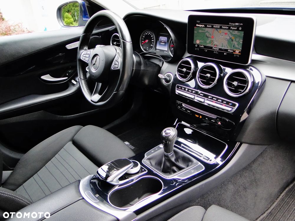 Mercedes-Benz Klasa C 200 Avantgarde - 29