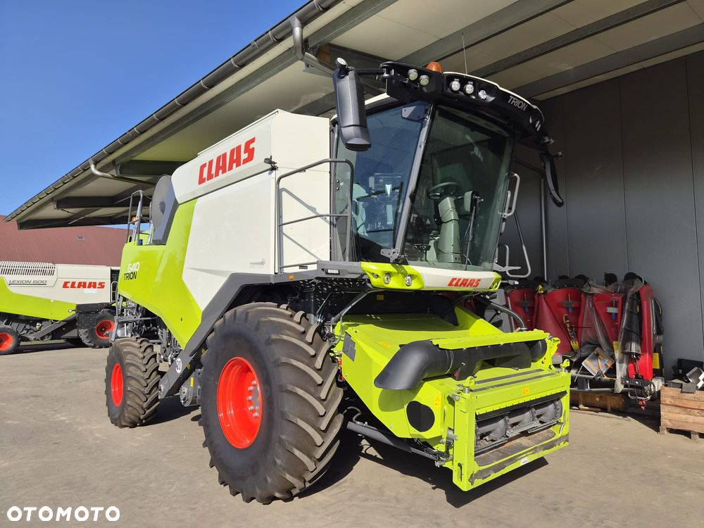 Claas Trion 640 - 12