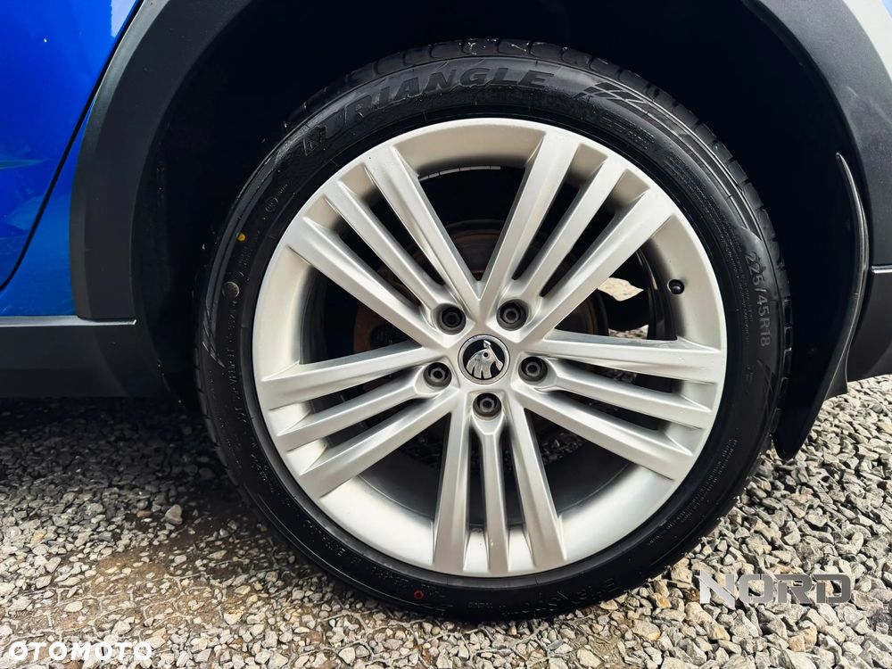 Skoda Octavia 2.0 TDI 4x4 DSG Scout - 11