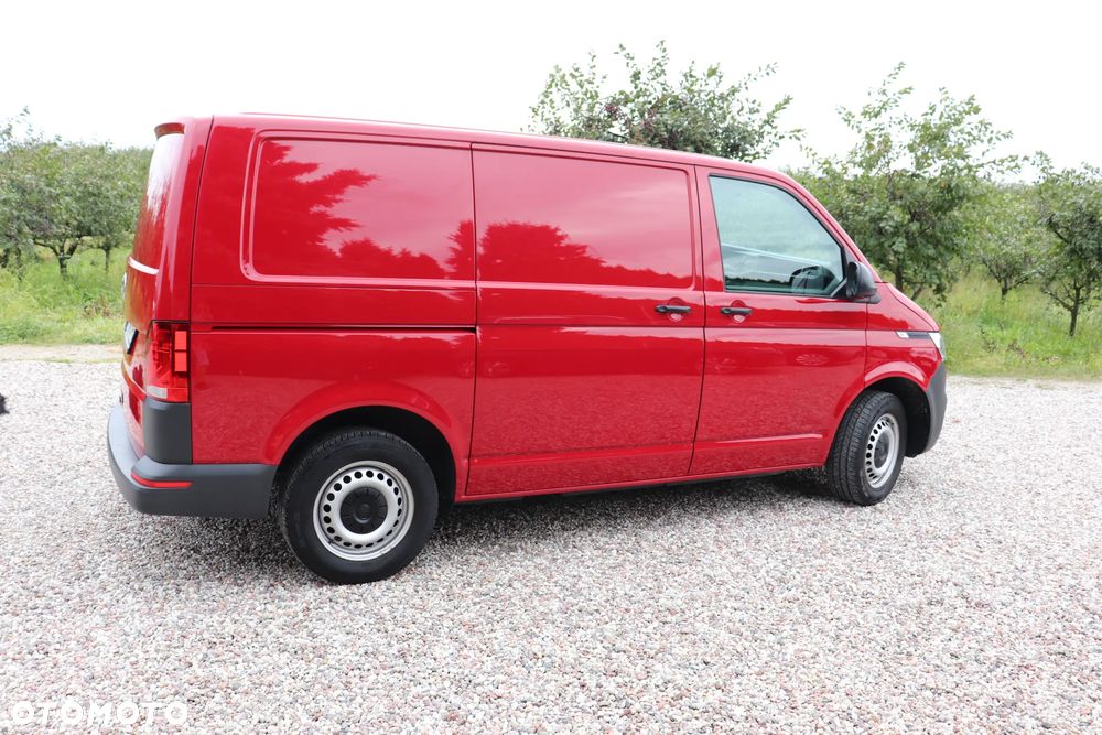 Volkswagen Transporter - 22