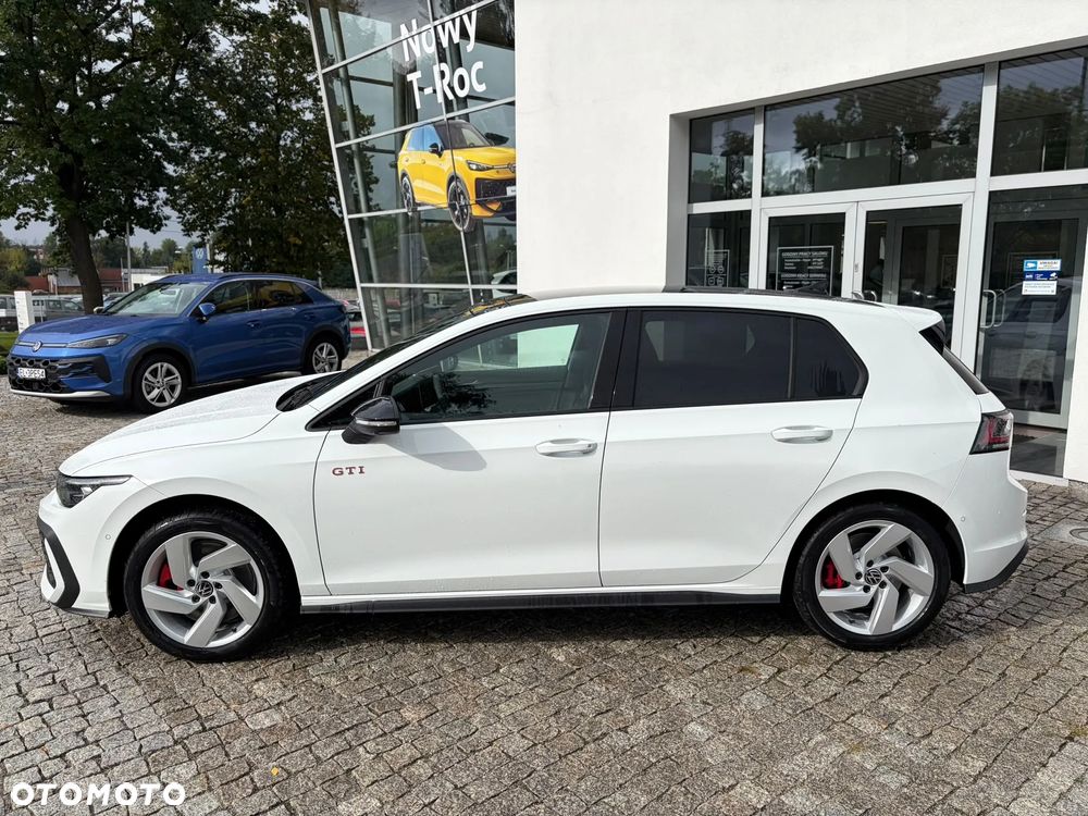 Volkswagen Golf - 9