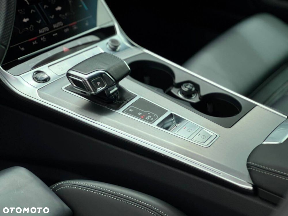 Audi A6 Avant - 14