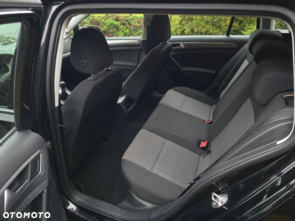 Volkswagen Golf Variant - 16