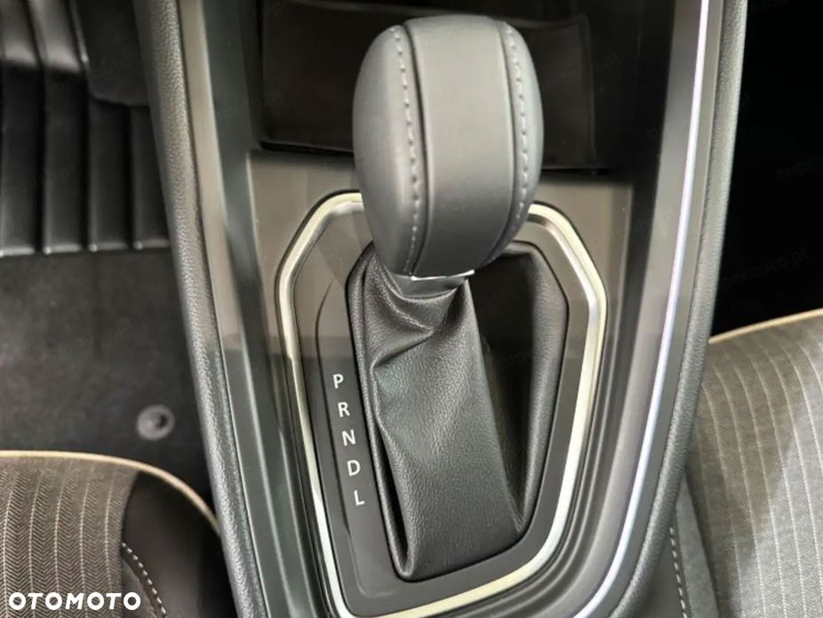 Renault Clio - 8
