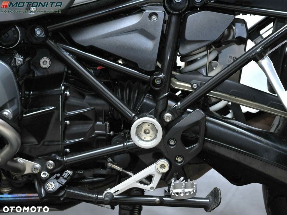 BMW R - 17