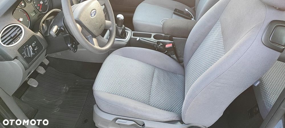 Ford Focus 1.6 TDCi Sport - 15