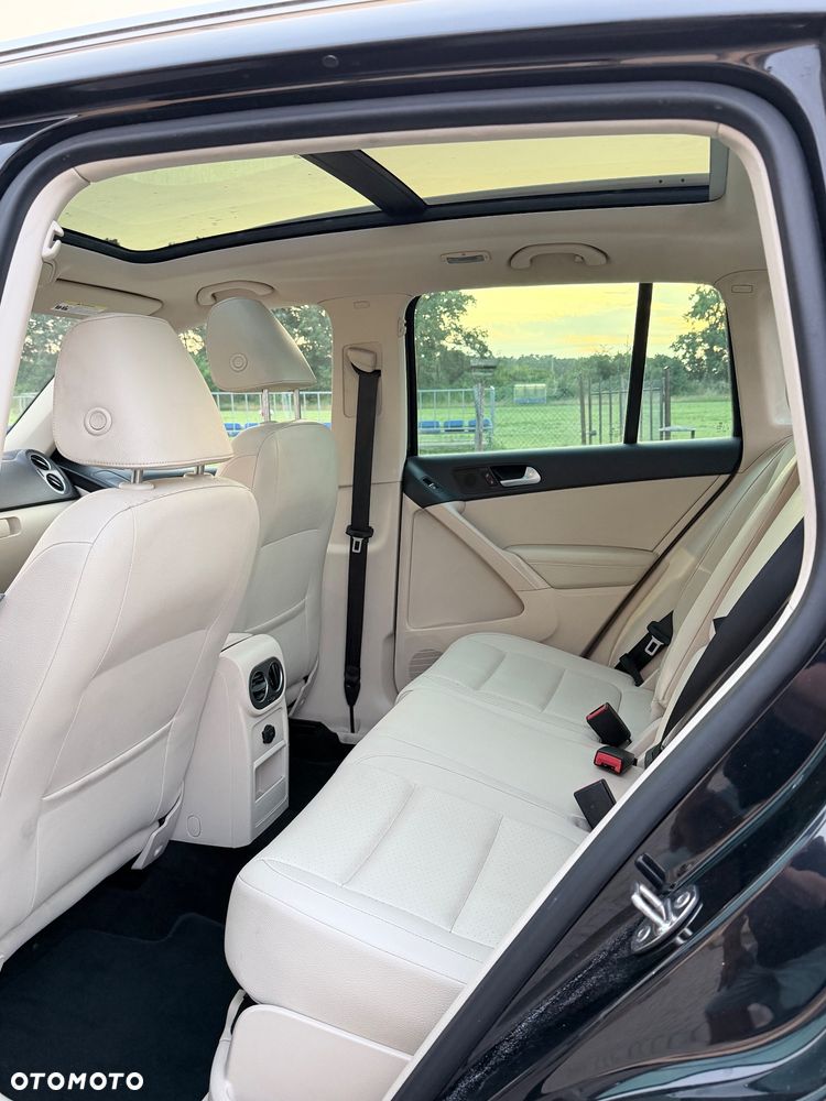 Volkswagen Tiguan 2.0 TSI 4Motion DSG OPF Highline - 23