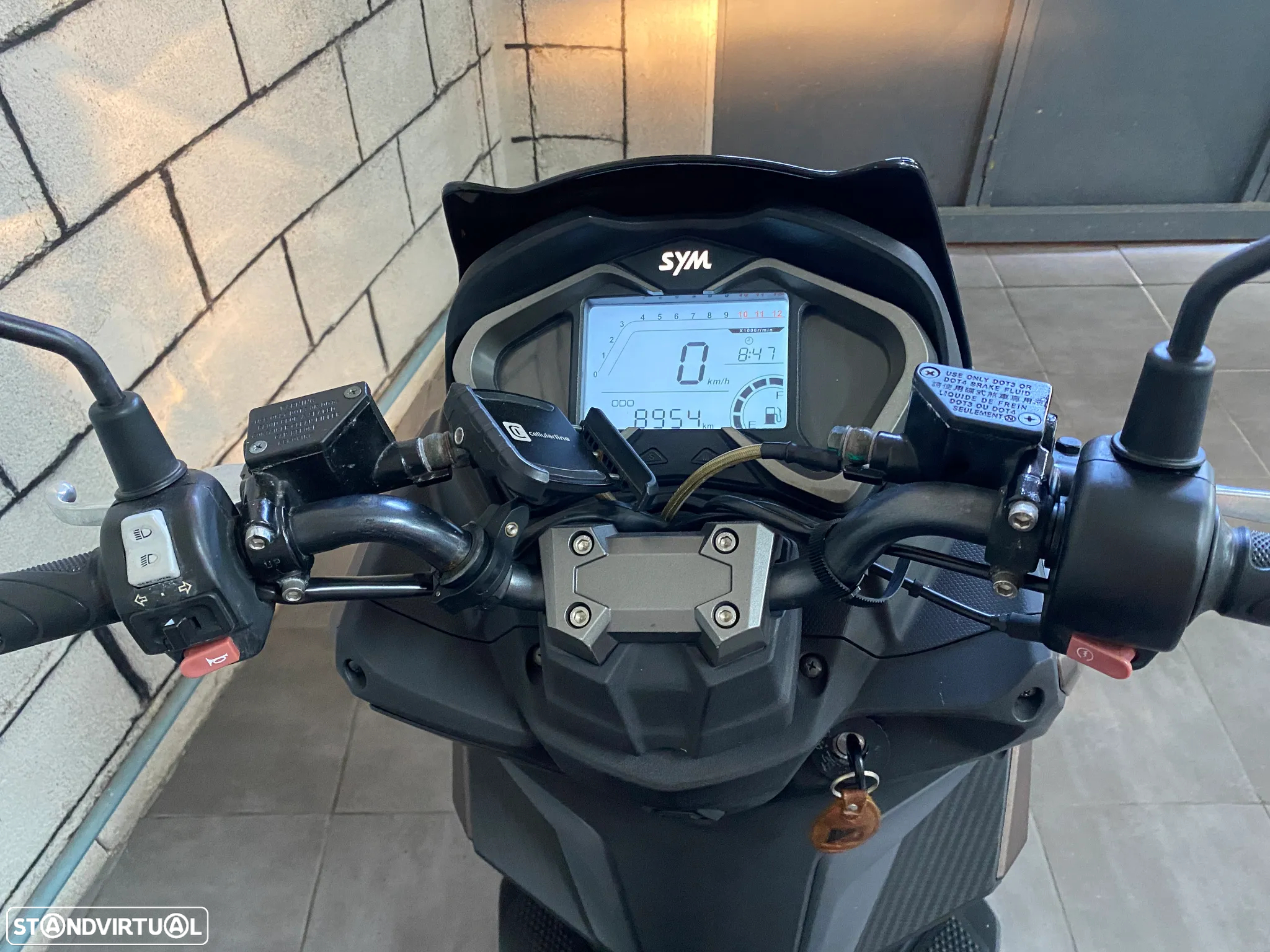 Sym JET C/nova de Garagem - 4