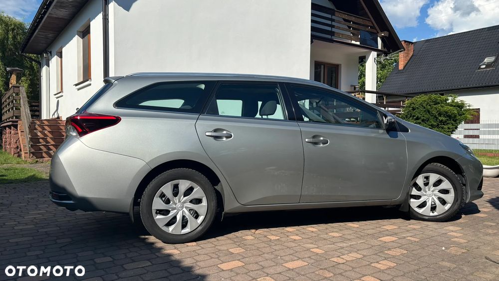 Toyota Auris 1.6 Comfort - 8