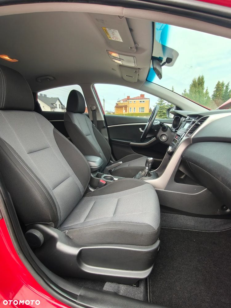 Hyundai i30 1.4 CRDi Comfort - 33