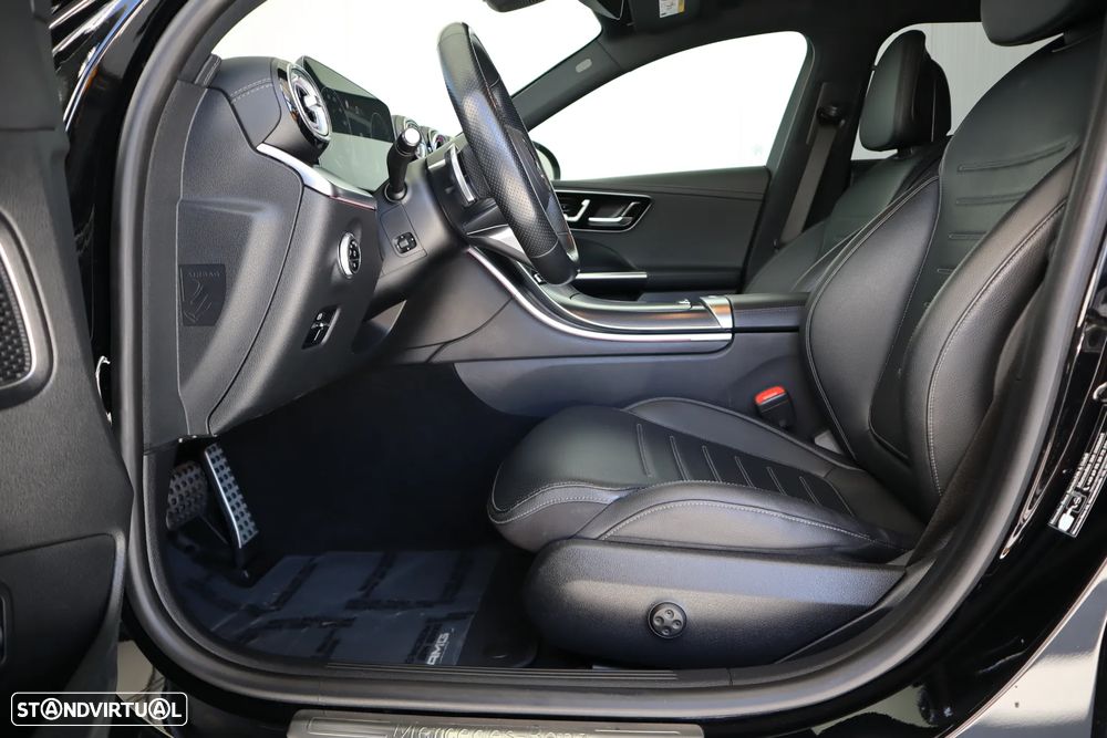 Mercedes-Benz C 300 e AMG Line - 19