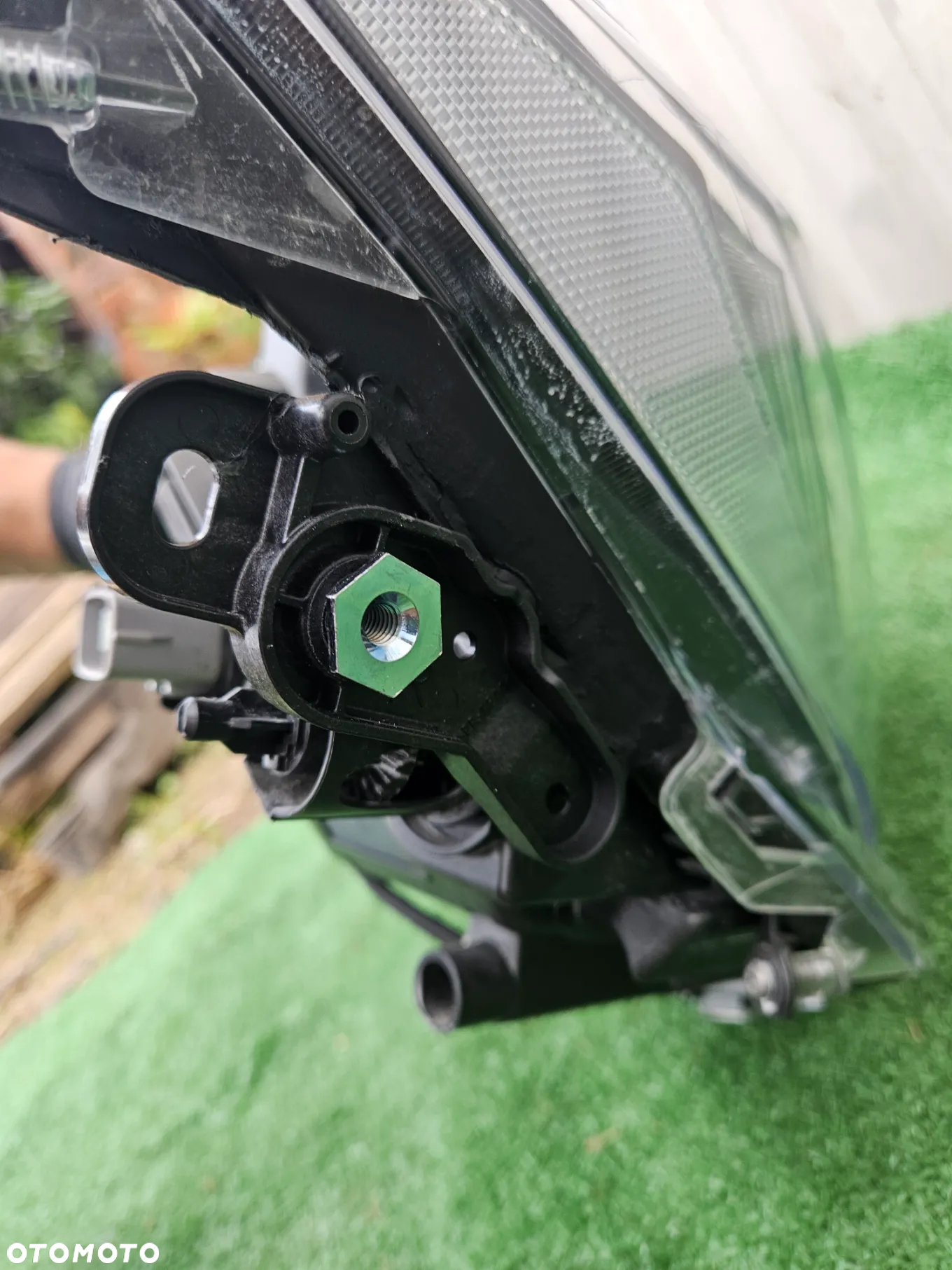 LAMPA PRAWY PRZÓD FULL LED TOYOTA COROLLA E21 HB KOMBI 19R- - 18