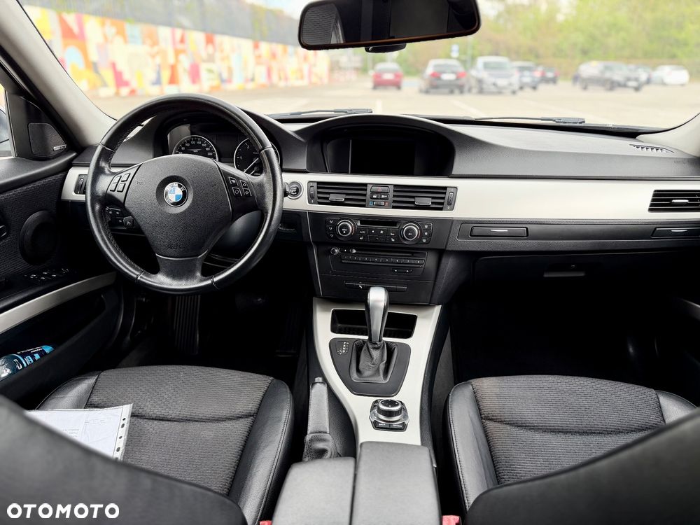 BMW Seria 3 - 29