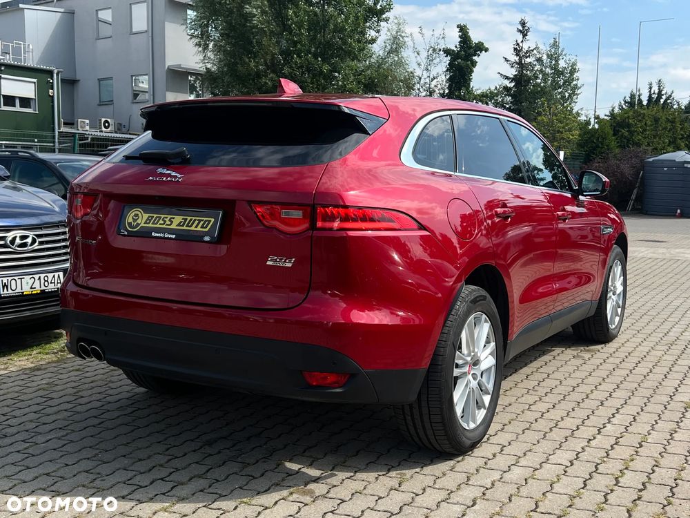 Jaguar F-Pace - 9
