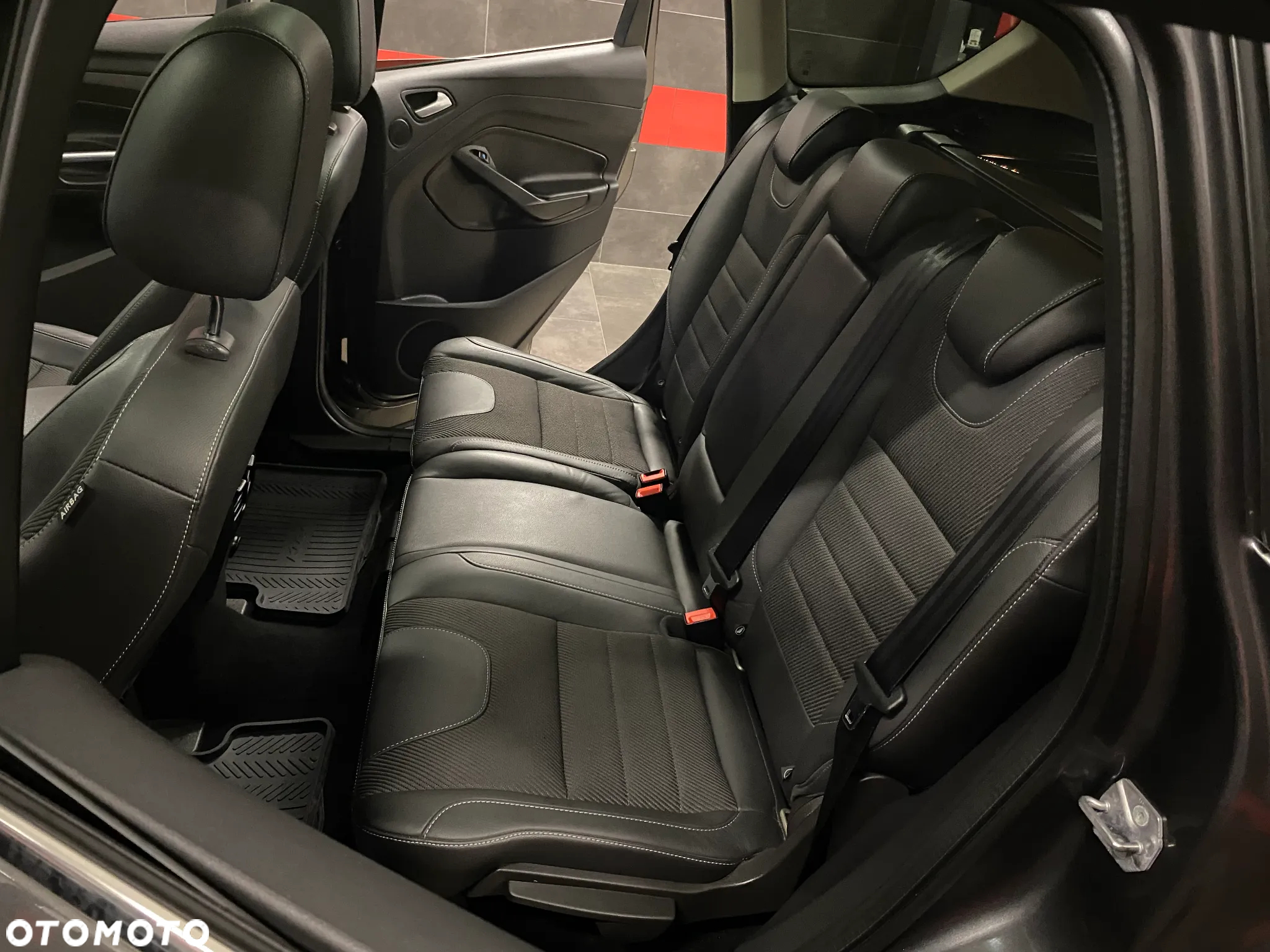 Ford Kuga 2.0 TDCi 4x4 Individual - 19