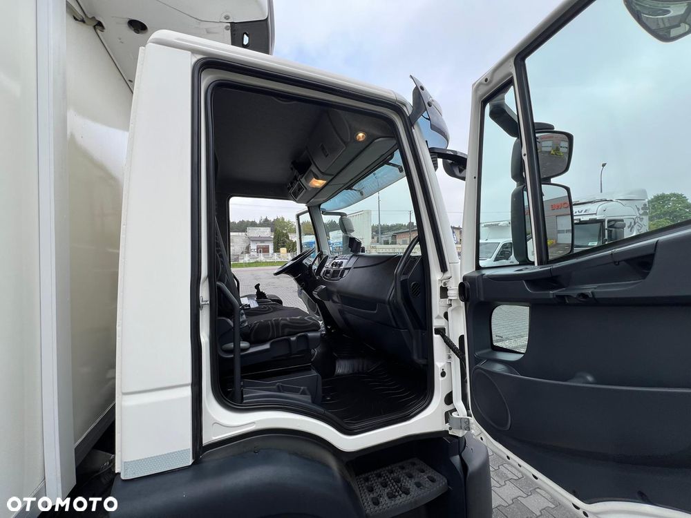 Iveco EUROCARGO 120E25 EURO 6 CHŁODNIA+WINDA+DRZWI+BOCZNE DRZWI 12.250 12-250 1225 - 31