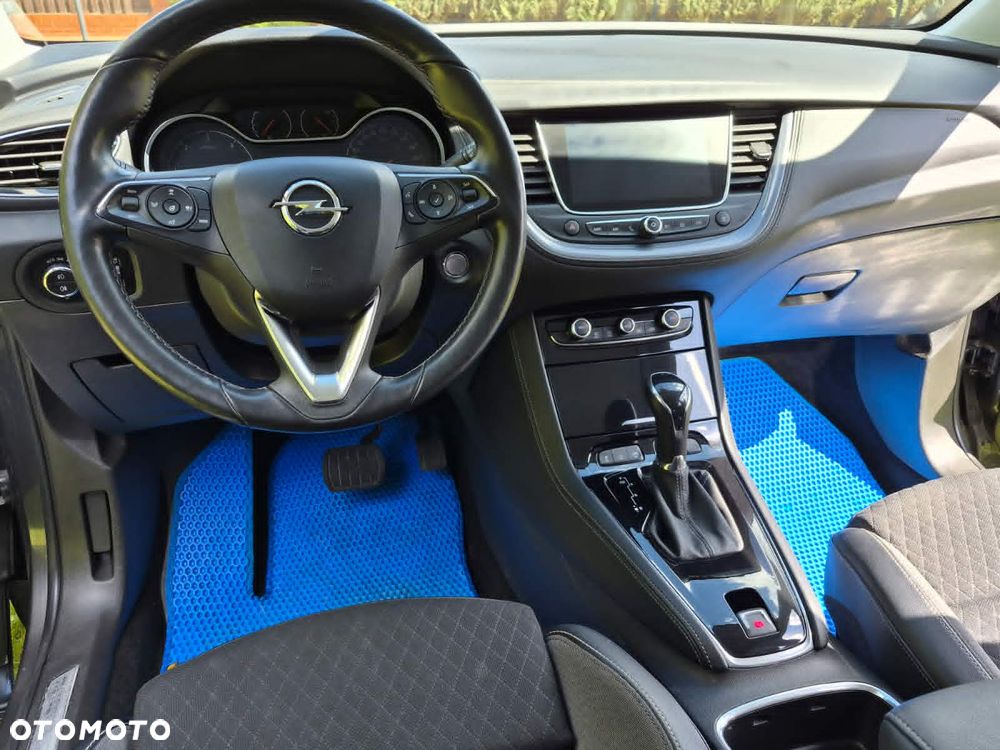 Opel Grandland X - 11