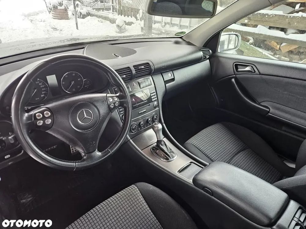Mercedes-Benz Klasa C 220 CDI Automatik Sport Edition - 3