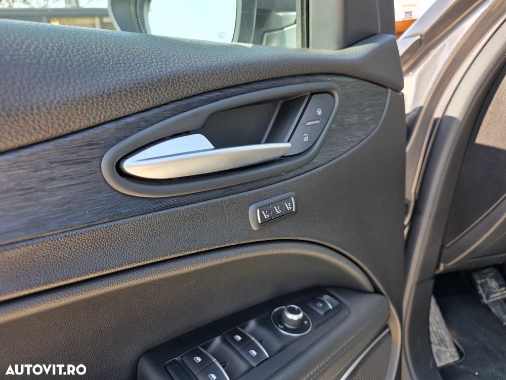 Alfa Romeo Stelvio 2.2 16V AT8 Q4 Veloce - 21